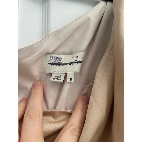 BHLDN Sachin & Babi Chelsea One Shoulder Bow Gown in Neutral 8 - Picture 8 of 10